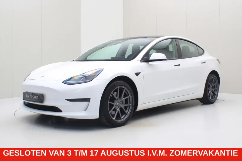 Tesla Model 3 (2021)