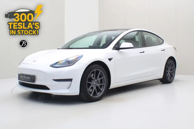 Tesla Model 3 (2021)