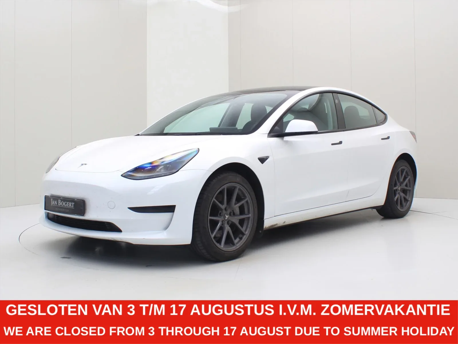 Tesla Model 3 (2023) — foto 1