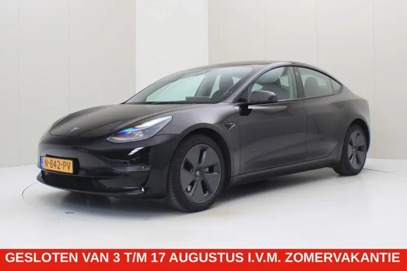 Tesla Model 3 (2021)