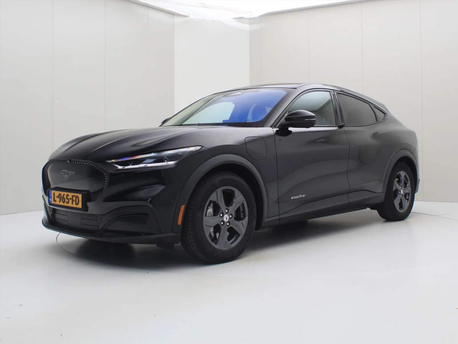 Ford Mustang (2021) — foto 1
