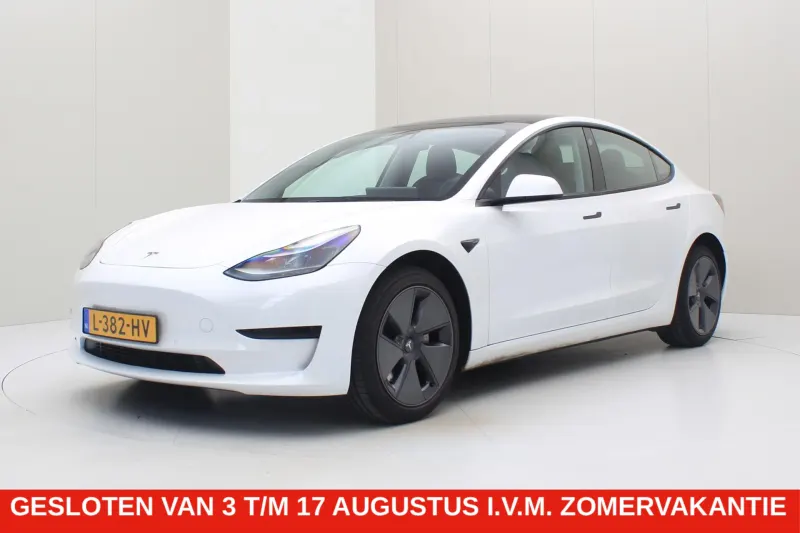 Tesla Model 3 (2021)