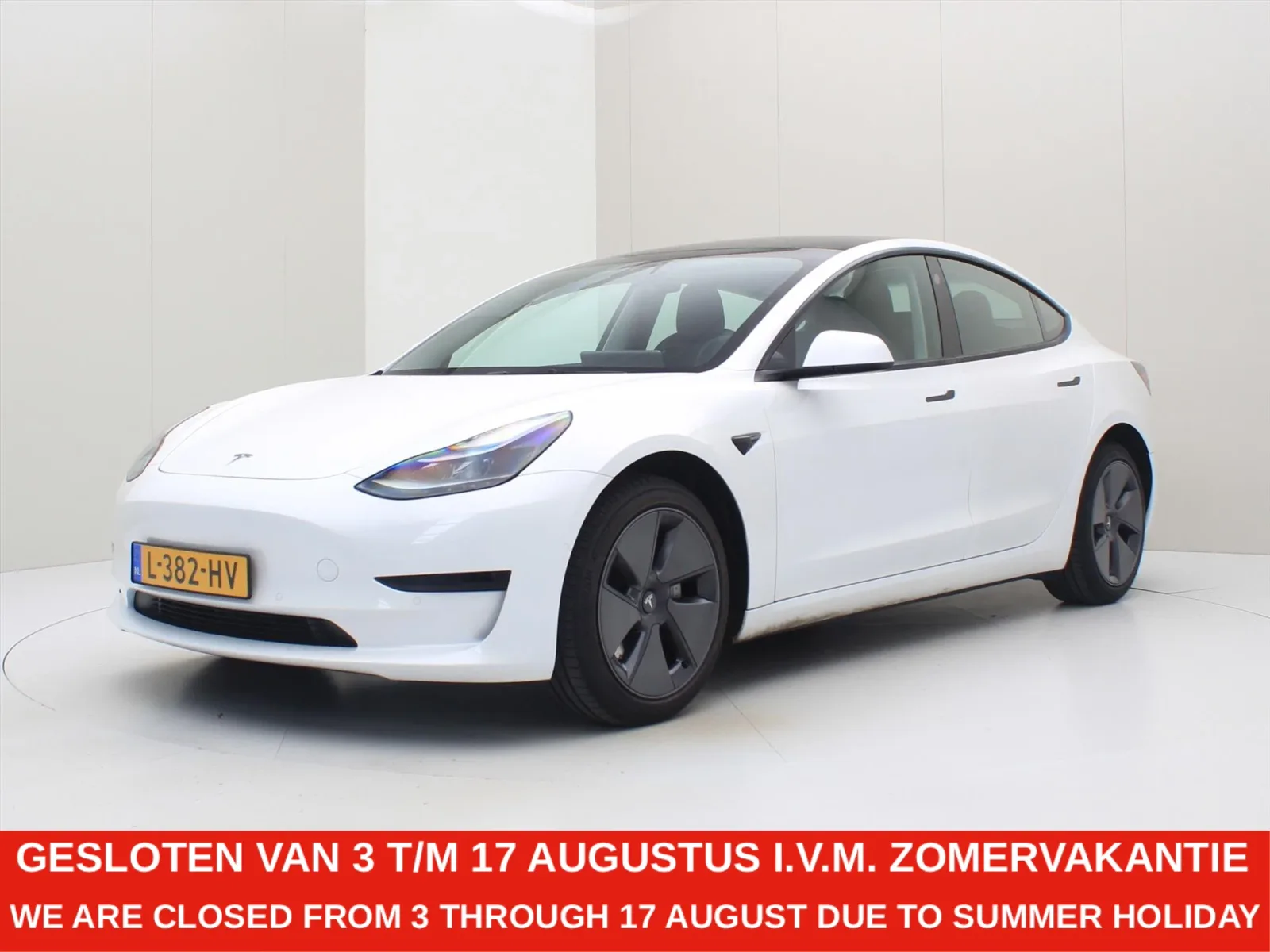 Tesla Model 3 (2021) — foto 1