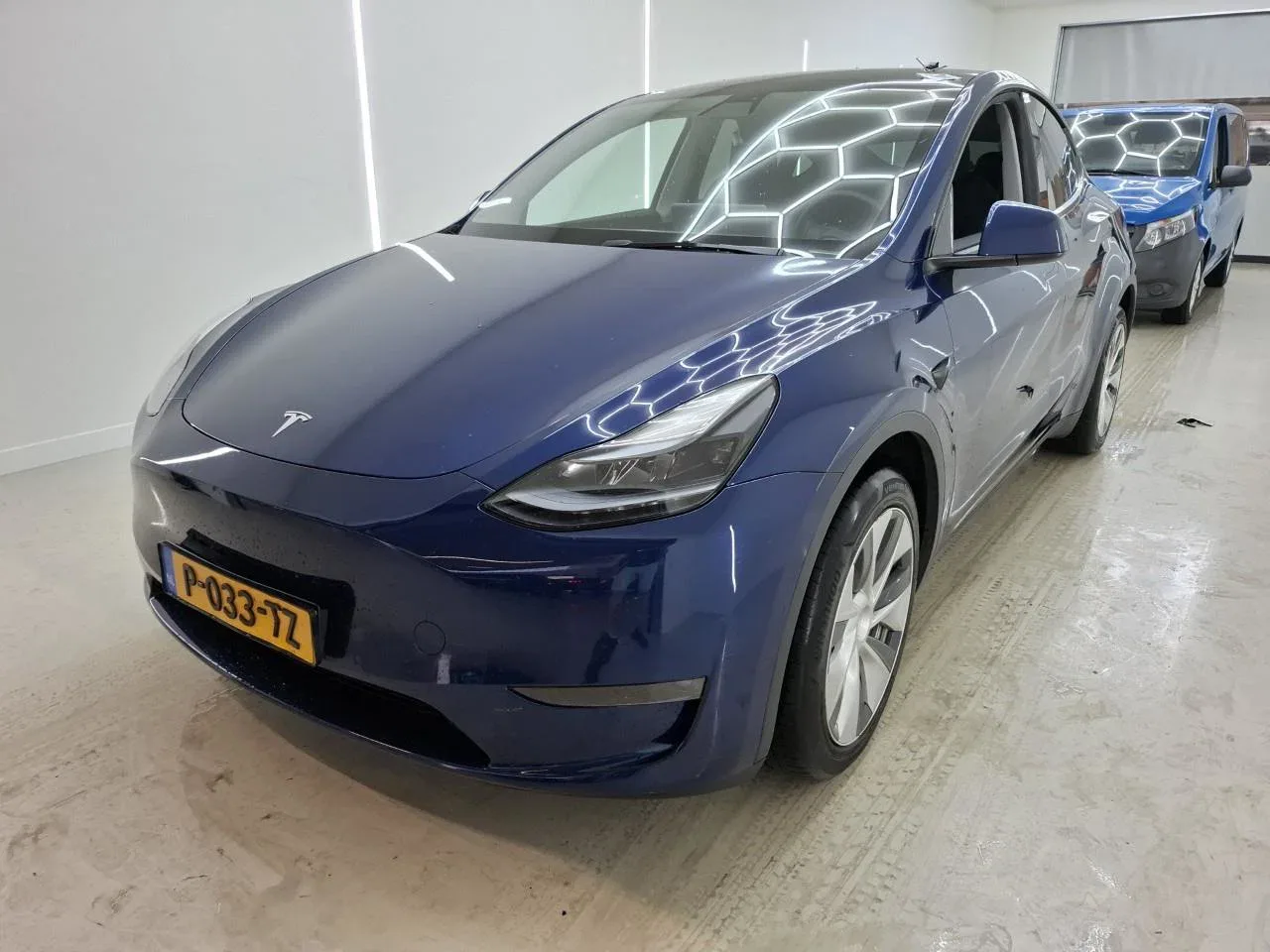 Tesla Model Y (2022) — foto 1
