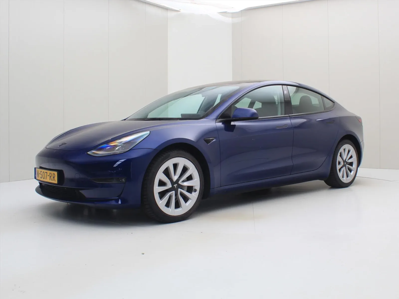 Tesla Model 3 (2021) — foto 1