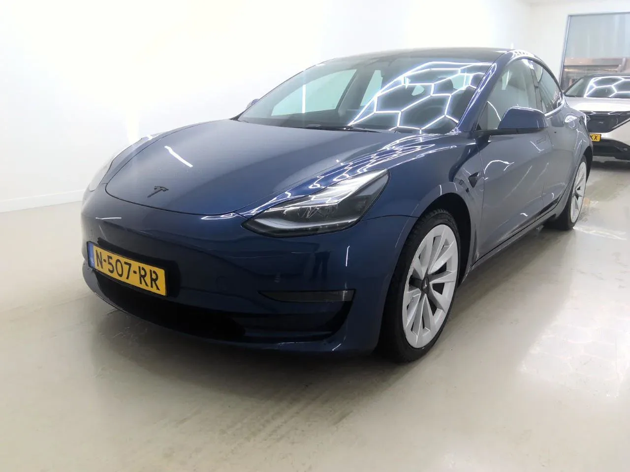 Tesla Model 3 (2021) — foto 1