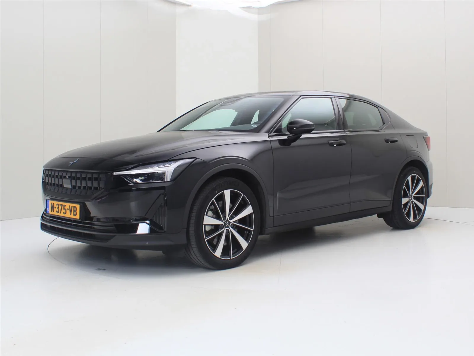 Polestar 2 (2021) — foto 1