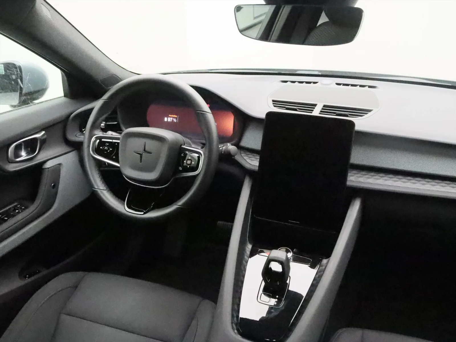 Polestar 2 (2021) — foto 1