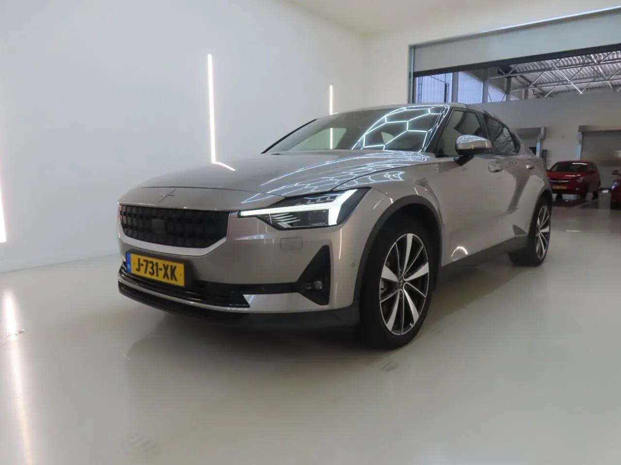 Polestar 2 (2020) — foto 1