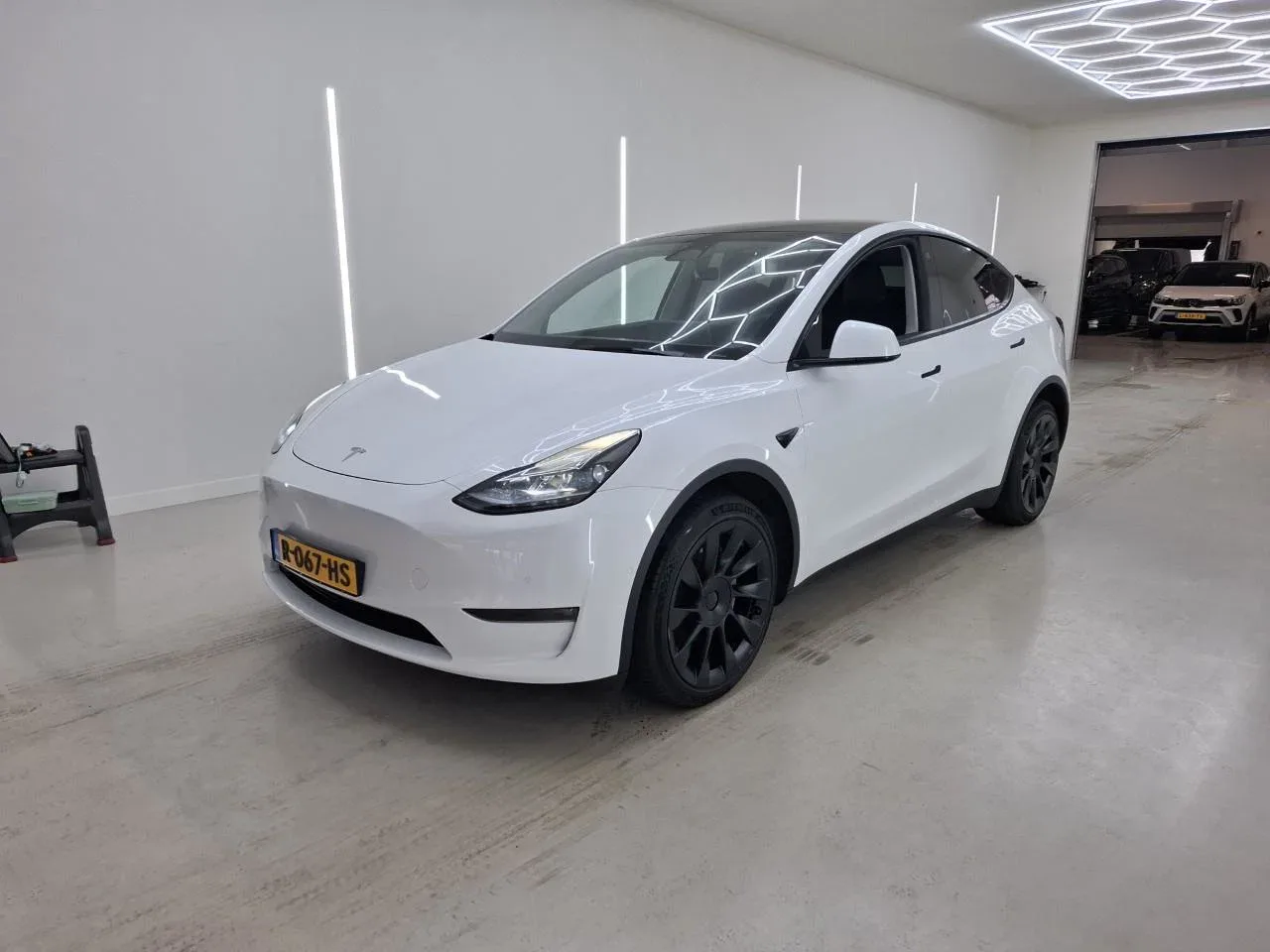 Tesla Model Y (2022) — foto 1