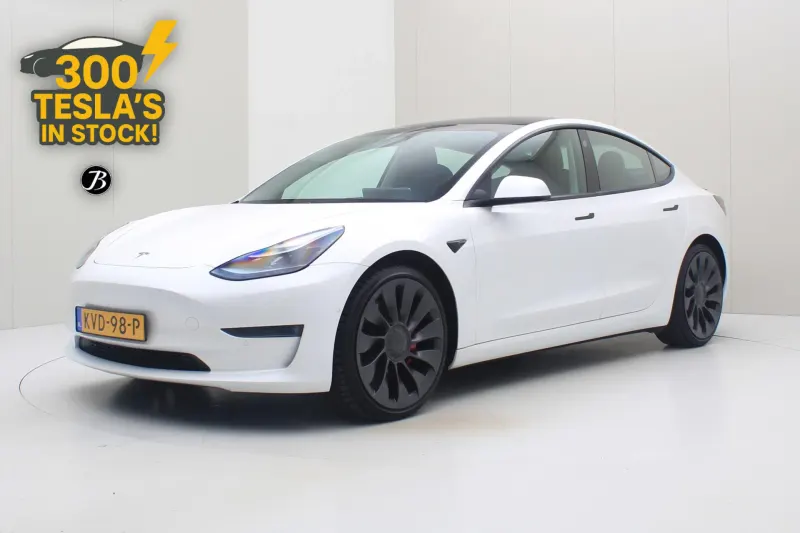 Tesla Model 3 (2021)