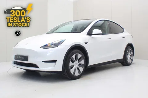 Tesla Model Y (2024) — foto 1