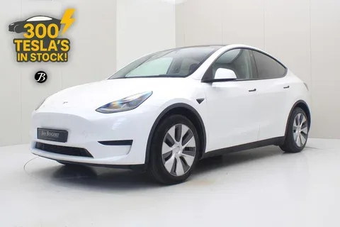 Tesla Model Y (2024) — foto 1