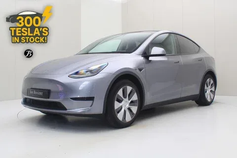 Tesla Model Y (2024) — foto 1