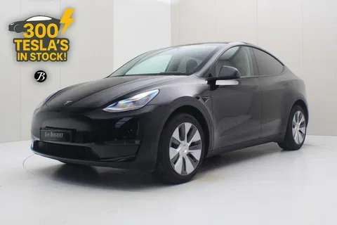 Tesla Model Y (2024) — foto 1
