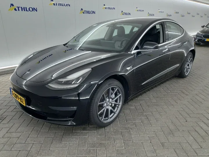 Tesla Model 3 (2019) — foto 1
