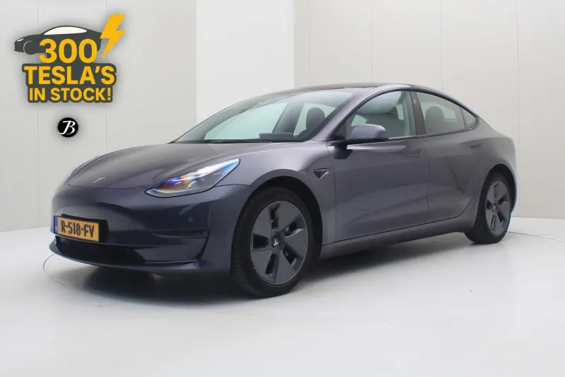 Tesla Model 3 (2022)