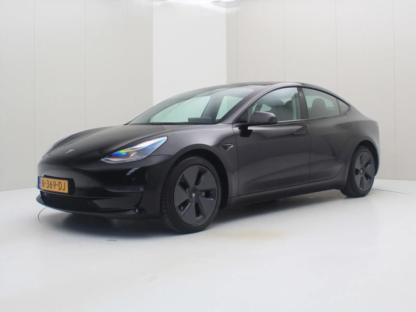 Tesla Model 3 (2021) — foto 1