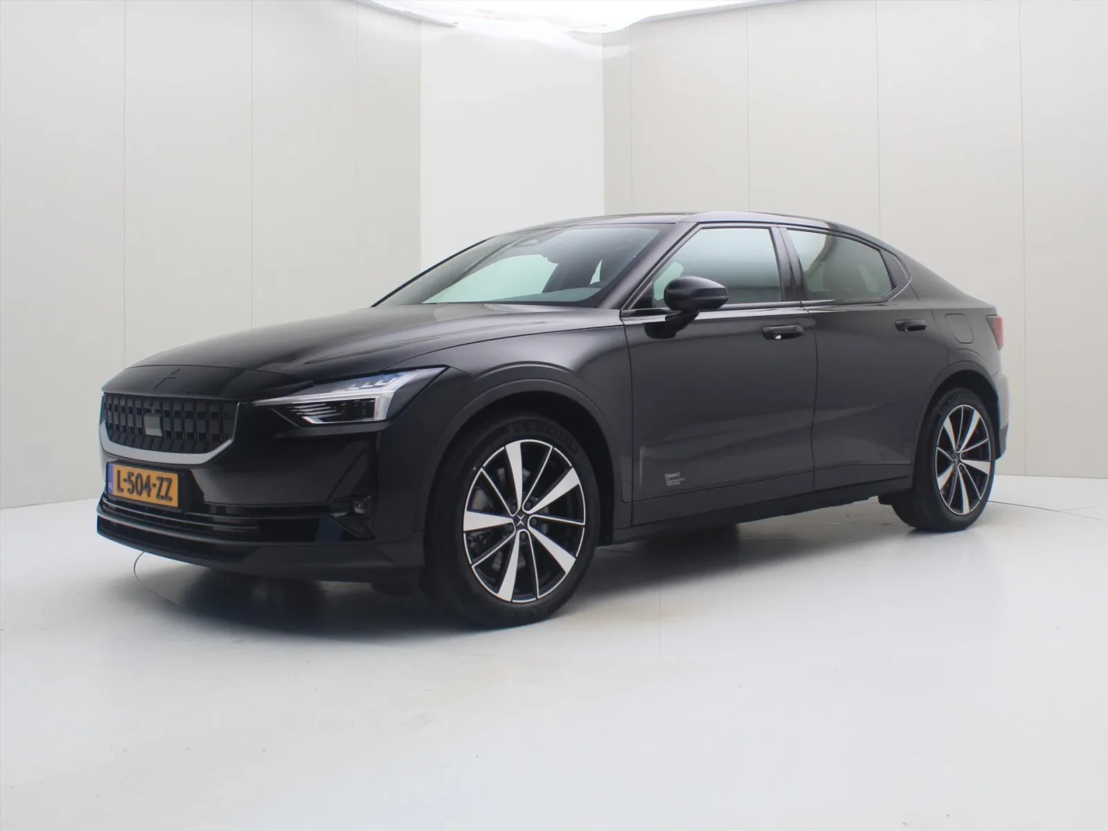 Polestar 2 (2021) — foto 1
