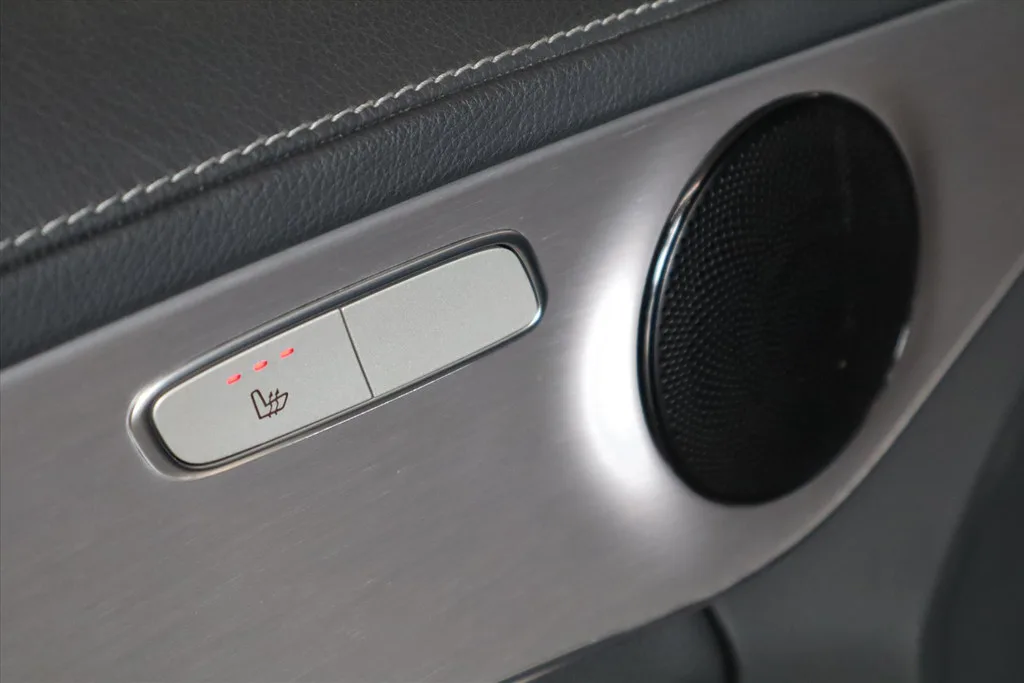 Mercedes-Benz C-Klasse (2021) — foto 1