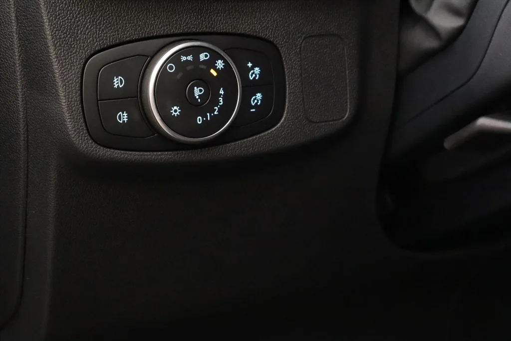 Ford Focus (2021) — foto 1