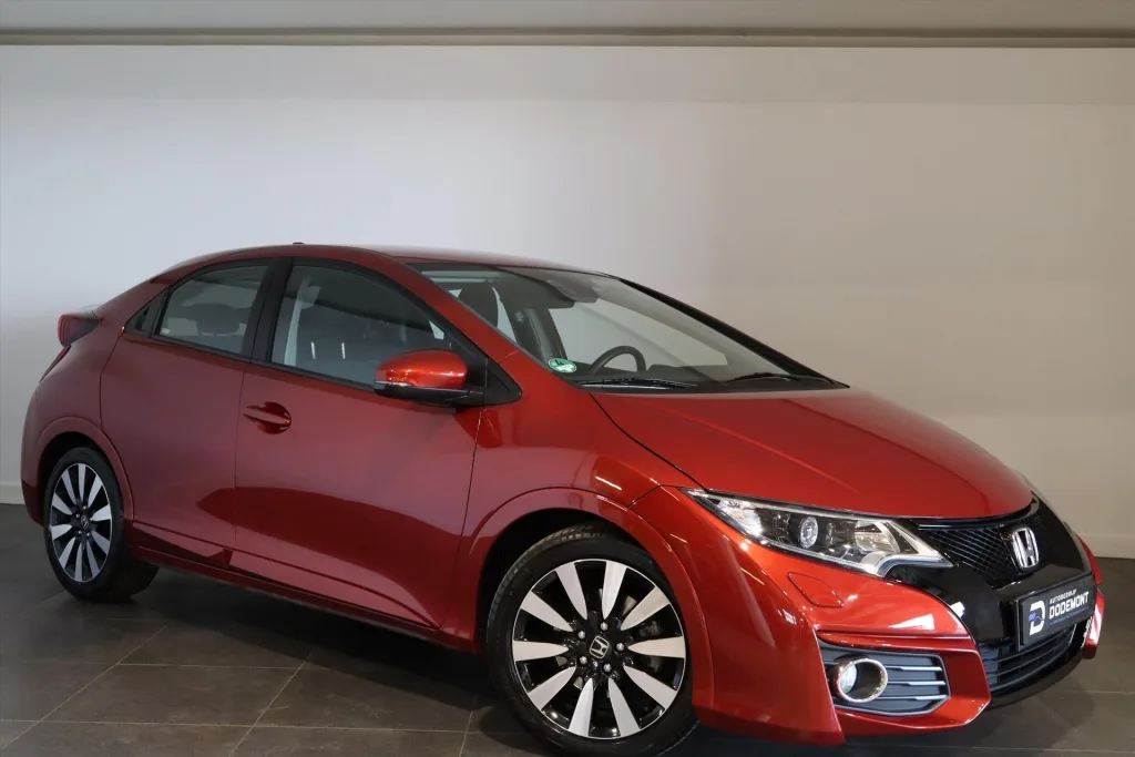 Honda Civic (2016) — foto 1