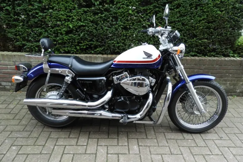 Honda VT750 S (2011)