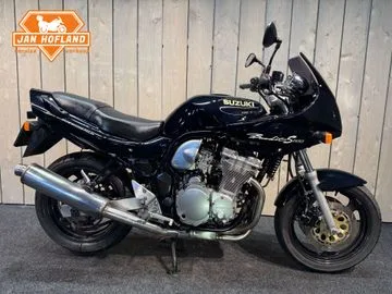 Suzuki GSF (1997) — foto 1