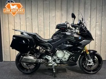 BMW S 1000 XR (2020) — foto 1
