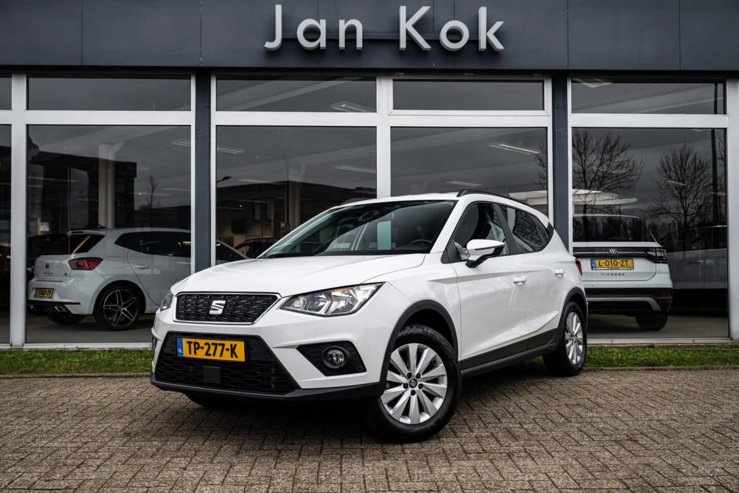 SEAT Arona (2018) — foto 1