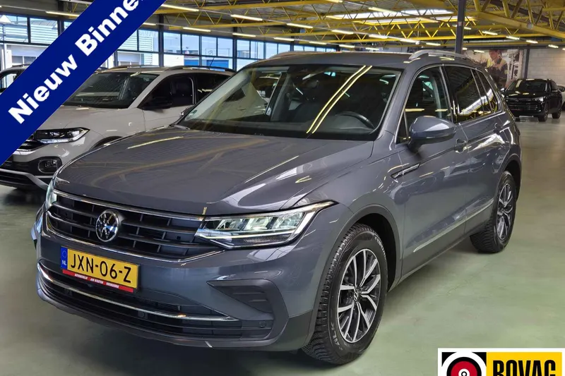 Volkswagen Tiguan (2021)