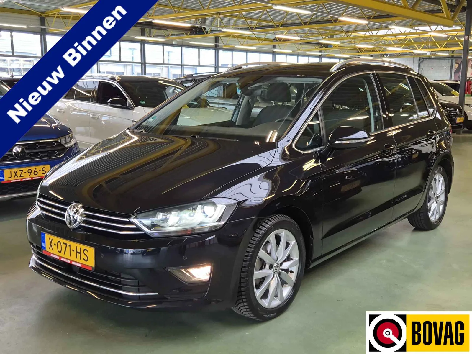 Volkswagen Golf Sportsvan (2016) — foto 1