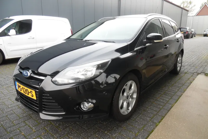 Ford Focus (2011)