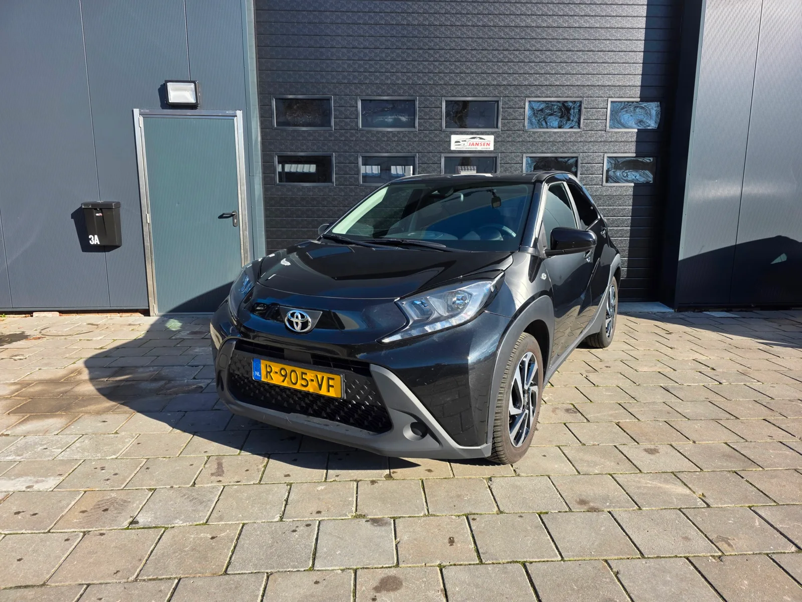 Toyota Aygo X (2022) — foto 1