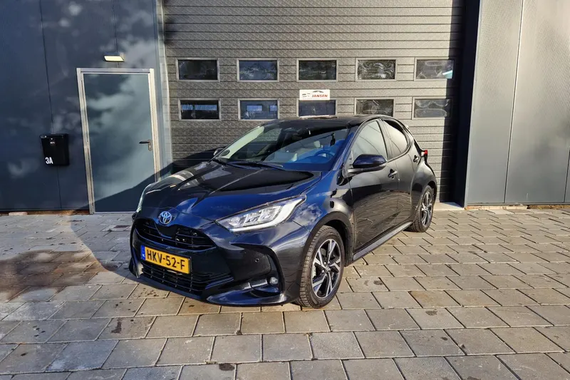 Toyota Yaris (2024)