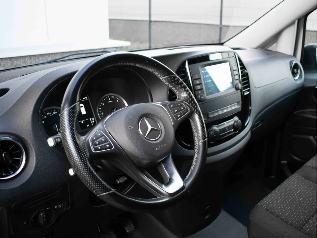 Mercedes-Benz Vito (2021) — foto 1