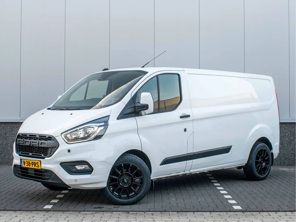 Ford Transit (2021) — foto 1