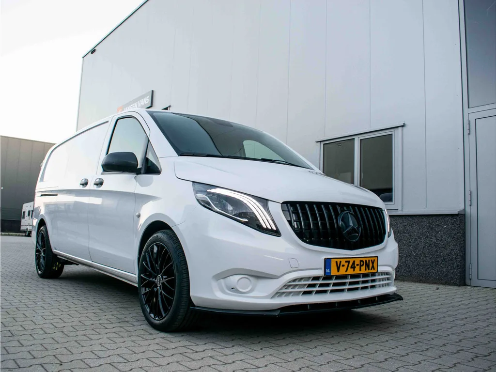 Mercedes-Benz Vito (2022) — foto 1