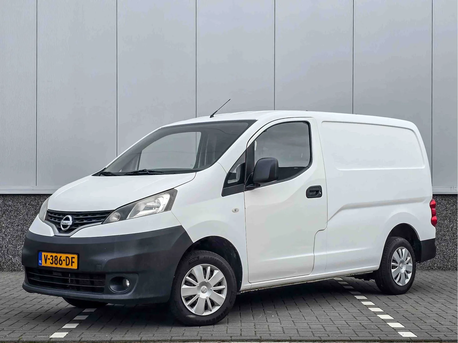Nissan NV200 (2017) — foto 1