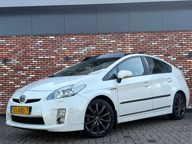 Toyota Prius (2011) — foto 1