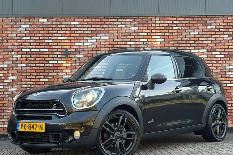 MINI Countryman (2012)