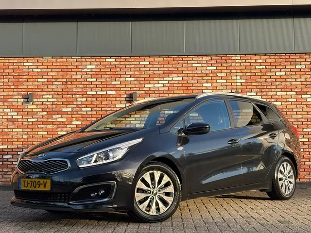 Kia Ceed (2018) — foto 1