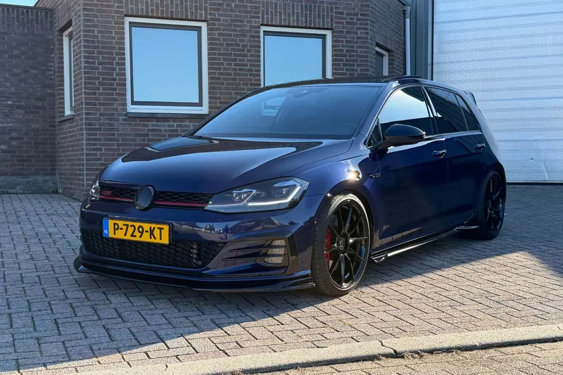 Volkswagen Golf (2017)