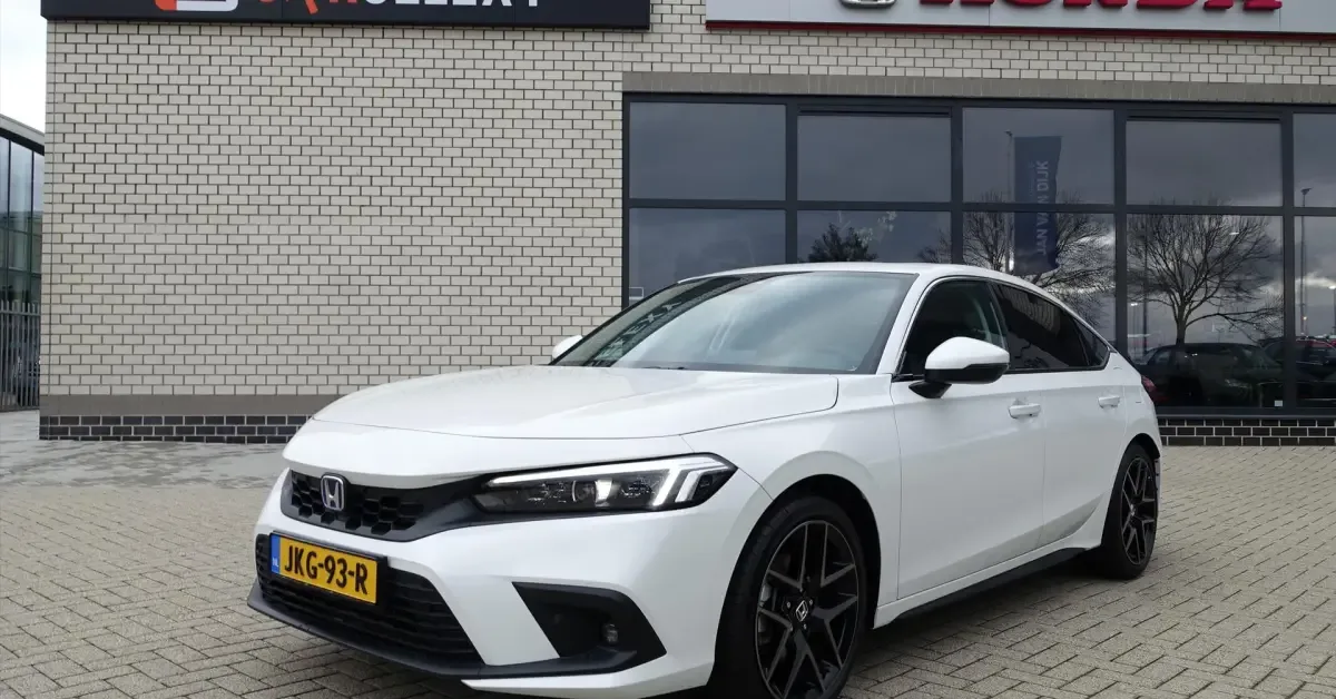 Honda Civic (2025) — foto 1