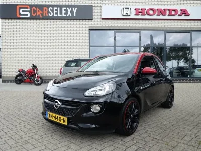 Opel Adam (2017) — foto 1