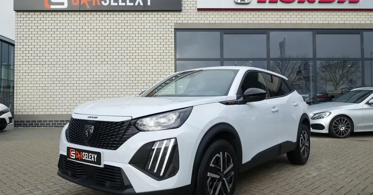 Peugeot 2008 (2025) — foto 1
