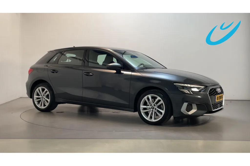 Audi A3 (2021) — foto 1