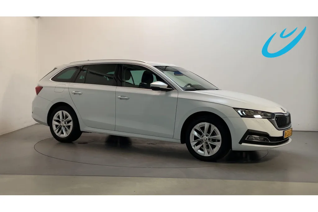 Škoda Octavia (2022) — foto 1