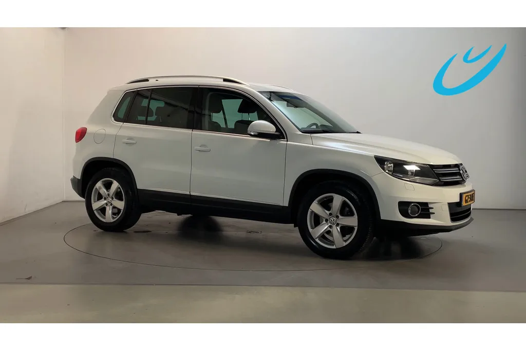 Volkswagen Tiguan (2014) — foto 1