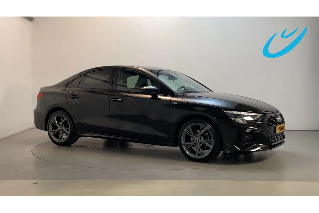 Audi A3 (2022) — foto 1